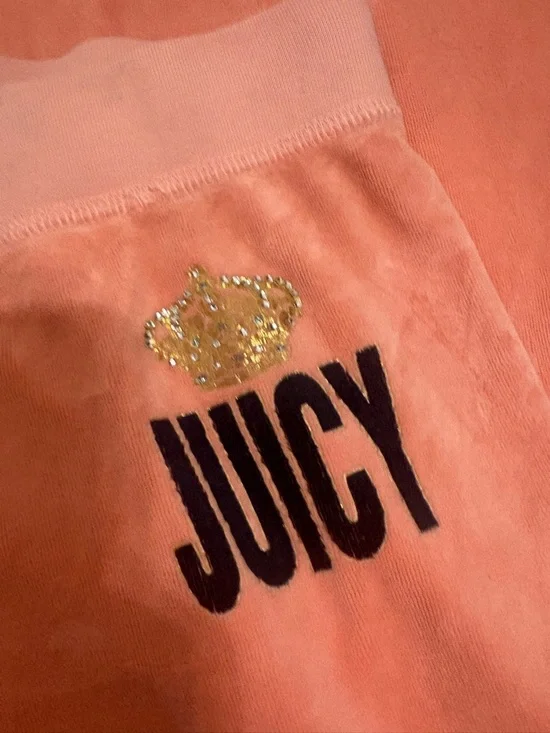 Juicy Couture Y2K Peach Velour Sweatpants - Picture 3 of 6